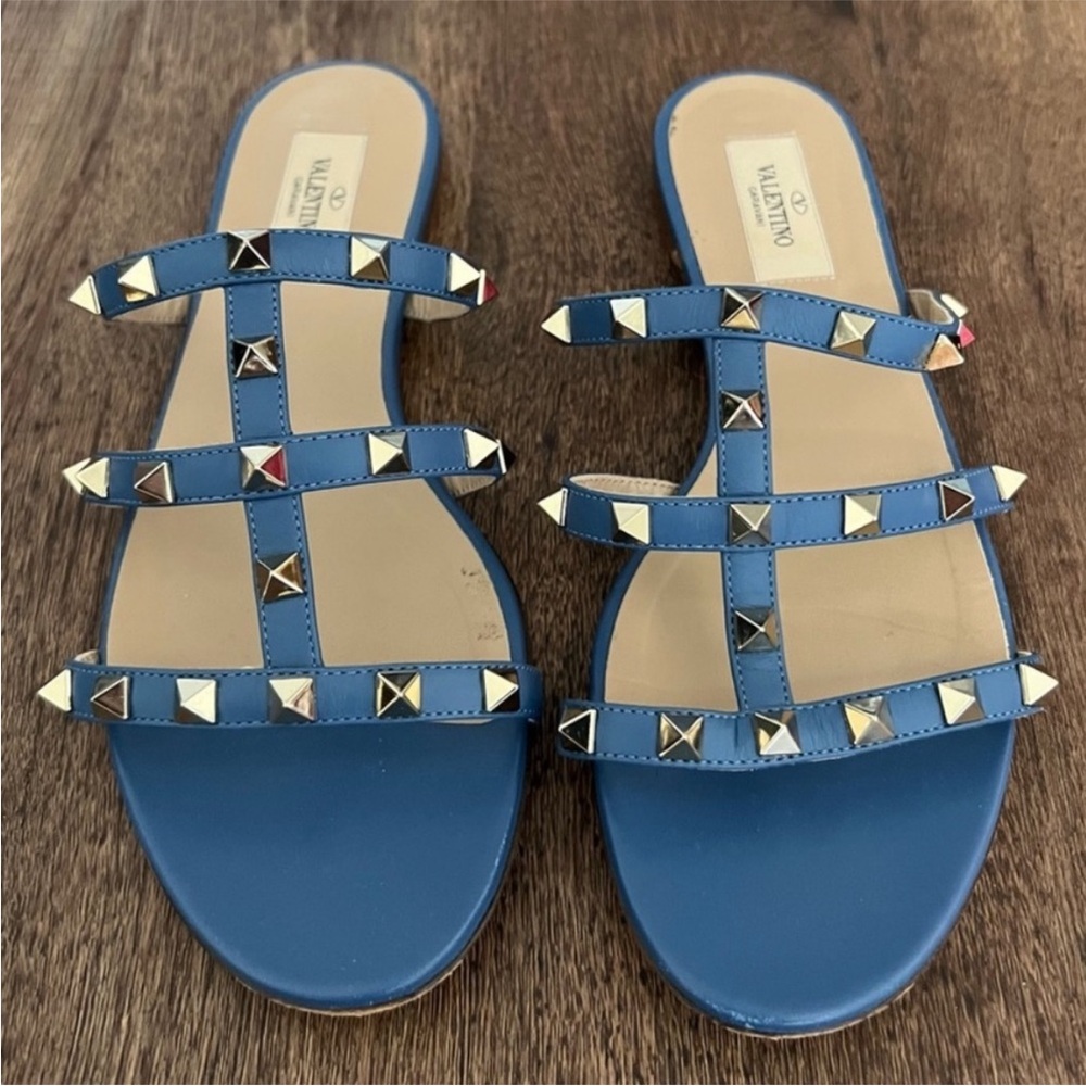 Valentino Garavani Blue Studded Sandals size 38